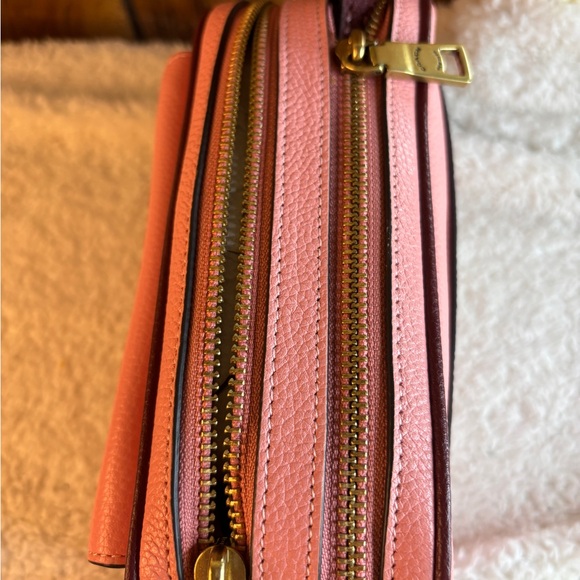 Coach Willow Camera Bag in Colorblock Leather Crossbody Candy Pink NWT - Picture 9 of 9
